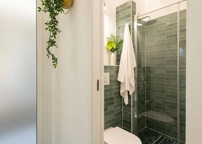 Colosseo Flats And Penthouse Apartment *