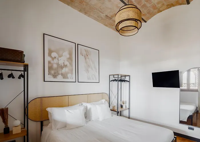 Colosseo Flats And Penthouse Apartment *